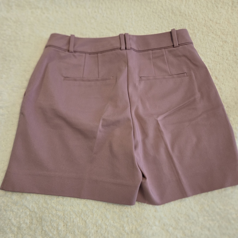 White House Black Market Mauve Shorts - Picture 2 of 8